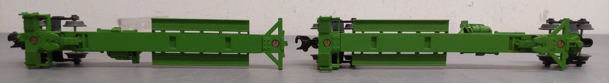 Lionel 6-52014 O Gauge Burlington Northern TTUX Flat Car with Trailers VG/Box