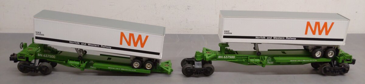 Lionel 6-52014 O Gauge Burlington Northern TTUX Flat Car with Trailers VG/Box