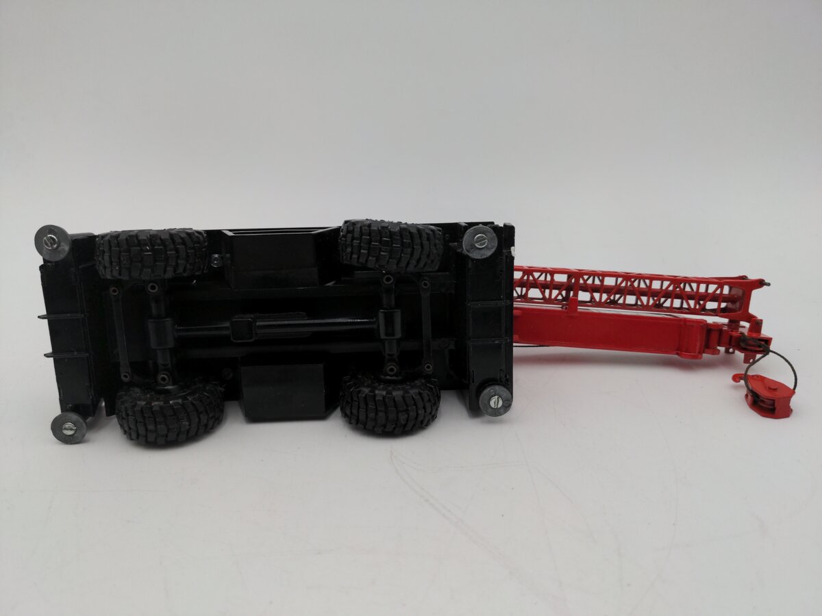 CEF 40T 1:50 Poclain Rough Terrain Self-Propelled Crane VG/Box