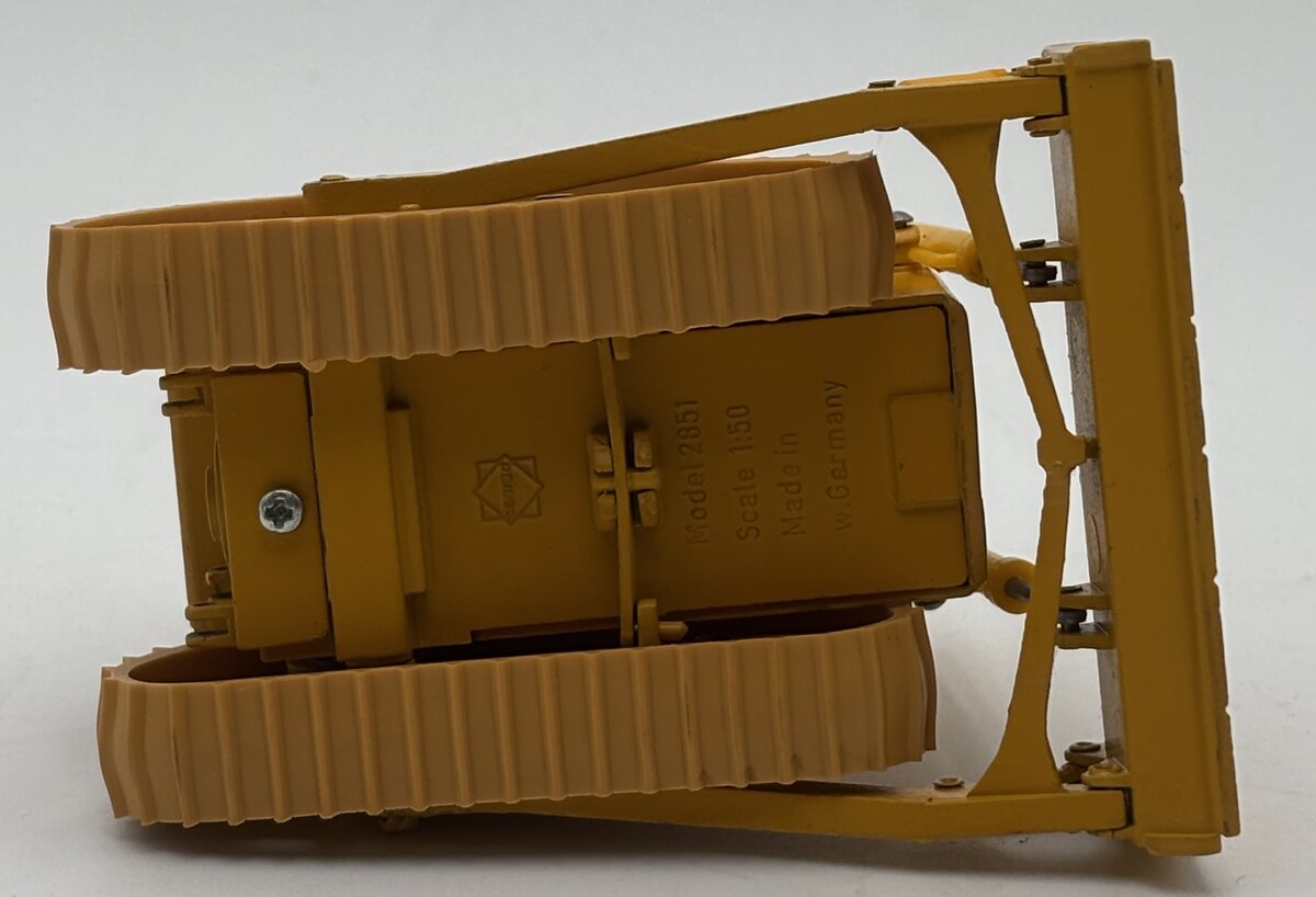 Conrad 2851 1:50 Caterpillar D6H Track-Type Tractor EX/Box