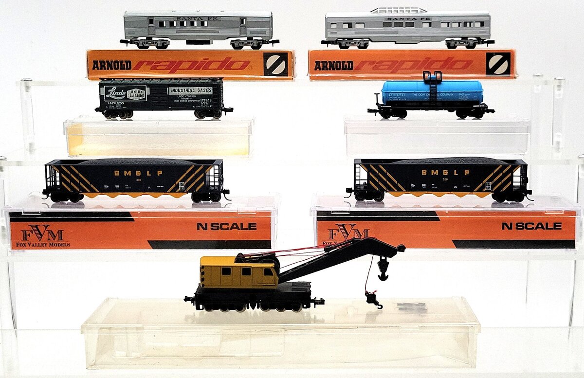 Atlas, Roco, & Other Assorted N Scale Freight Cars: 2199, 329, 62432, 316, [7] VG/Box