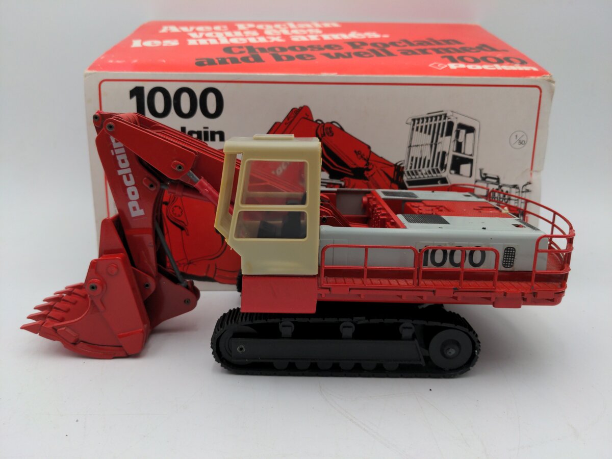 CEF 1:50 Poclain 1000 Track-Type Excavator VG/Box