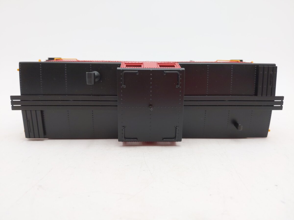 MTH 20-91104 O Gauge Virginian Center Cupola Steel Caboose #300 EX/Box