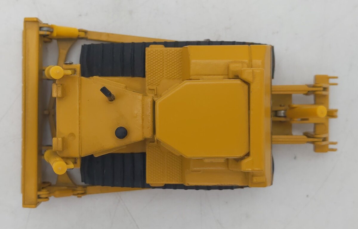 Conrad 2851 1:50 Caterpillar D6H Track-Type Tractor With Ripper EX/Box