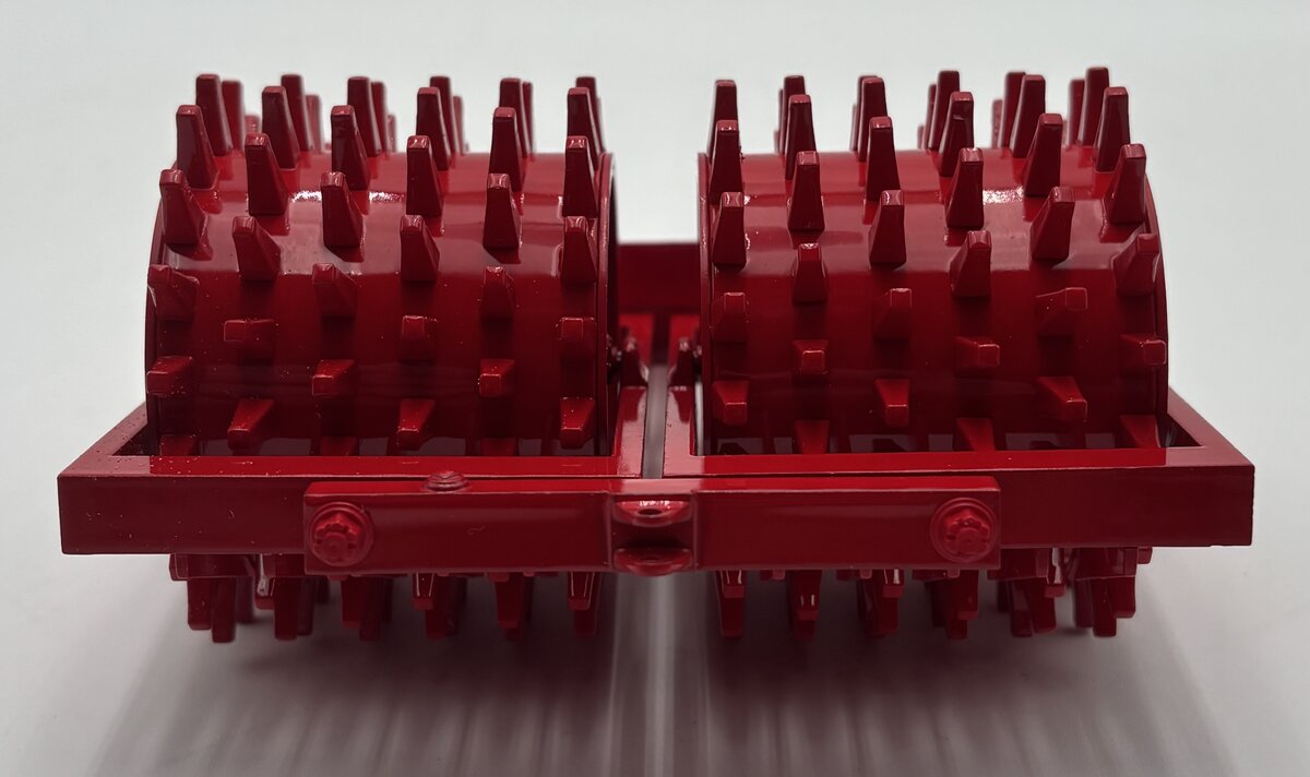 First Gear 70-0181R 1:25 Scale Die-Cast Sheep's Foot Compactor - Red LN/Box