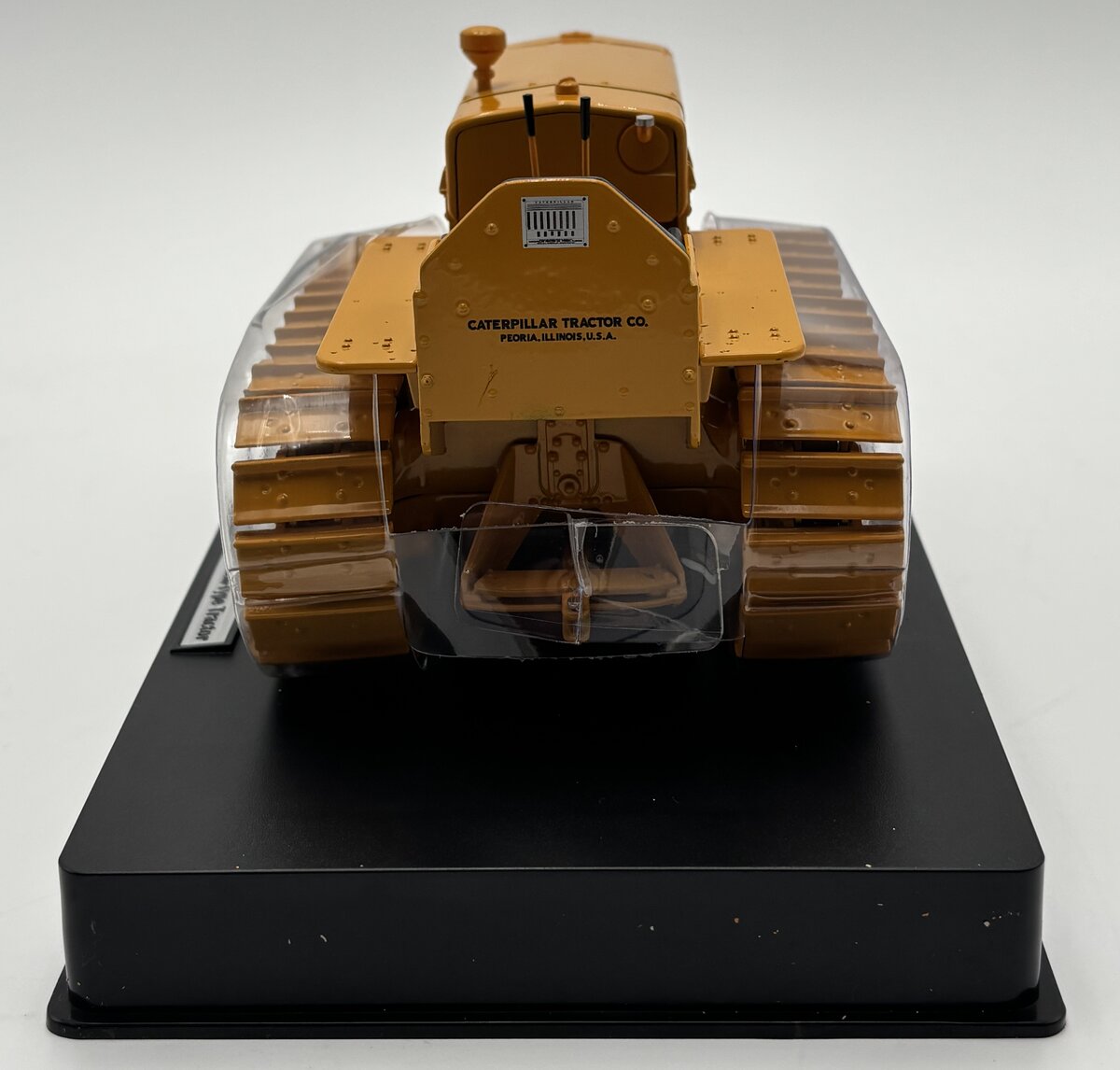 Norscot 55154 1:16 Sacle Die-Cast CAT 22 Track-Type Tractor LN/Box