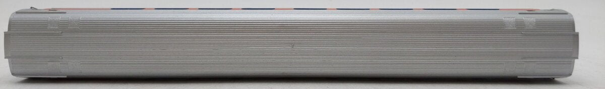 Walthers 932-6001 HO Amtrak 85' AmFleet 1 60 Passenger Coach EX/Box