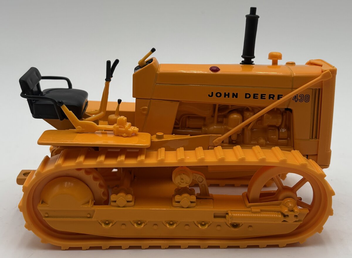 Ertl 5771 1:16 John Deere 430 Tractor LN/Box