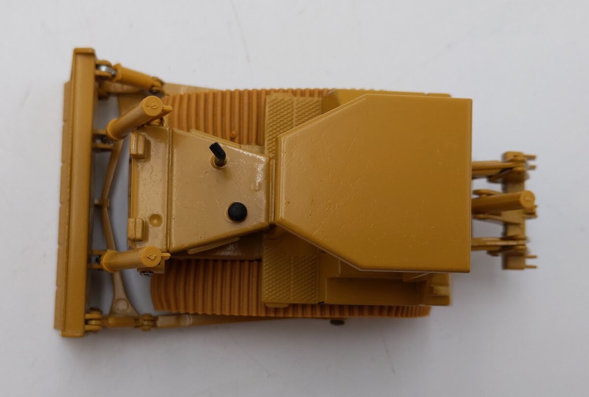 NZG Modelle 1:50 Scale Caterpillar Track-Type Tractor D6H LN/Box