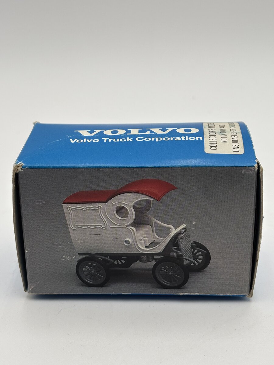 Conrad 1031 1:43 Volvo Pie Wagon 1902 EX/Box