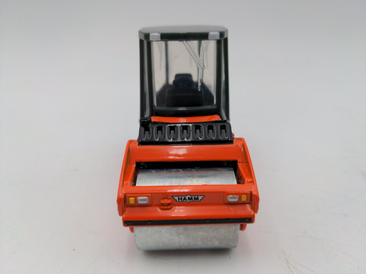 Siku 2022 1:55 Hamm HD90 Road Roller LN/Box