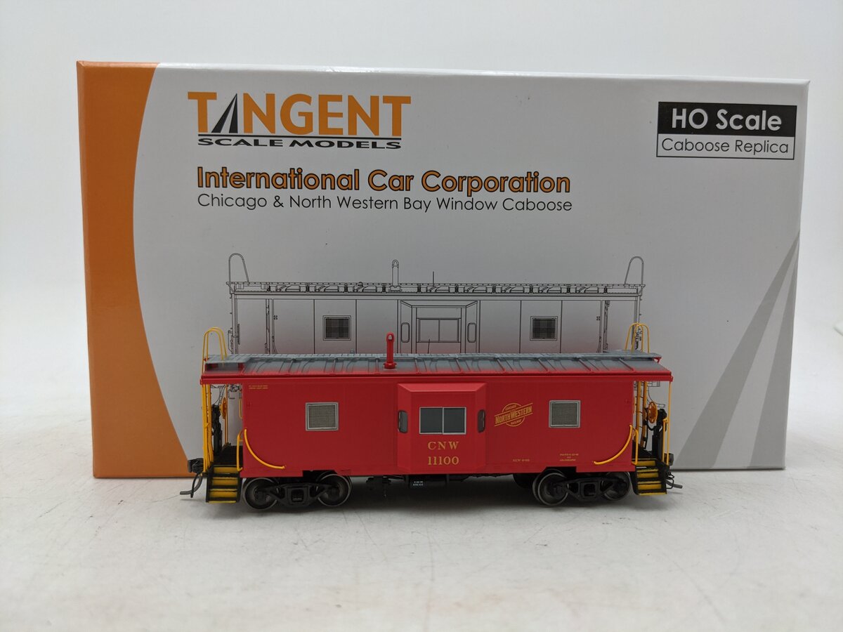 Tangent 60520-01 HO Chicago & North Western 1966 Bay Window Caboose #111000 LN/Box