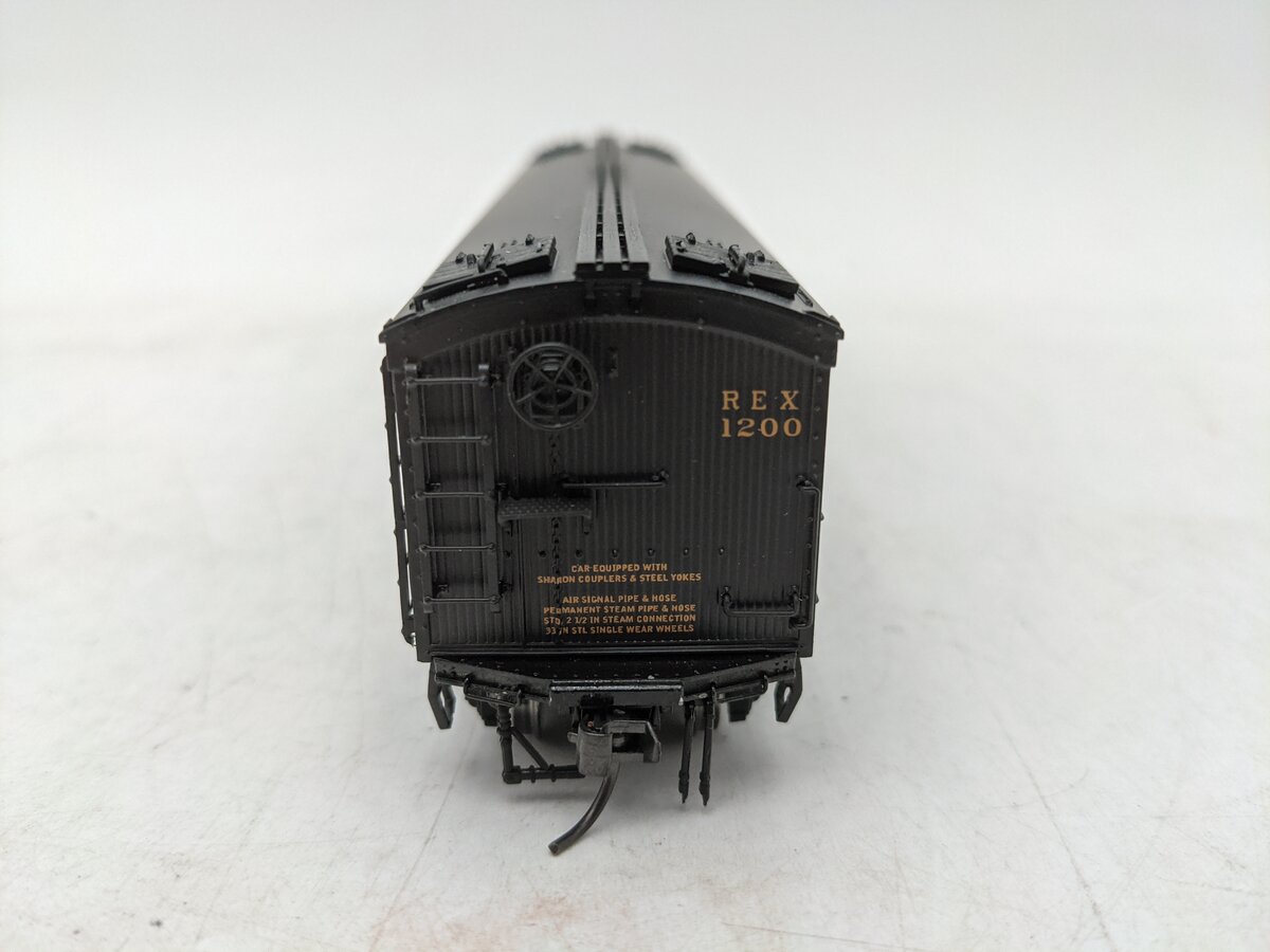 Broadway Limited 869 HO REA Wood Express Reefer Car EX/Box