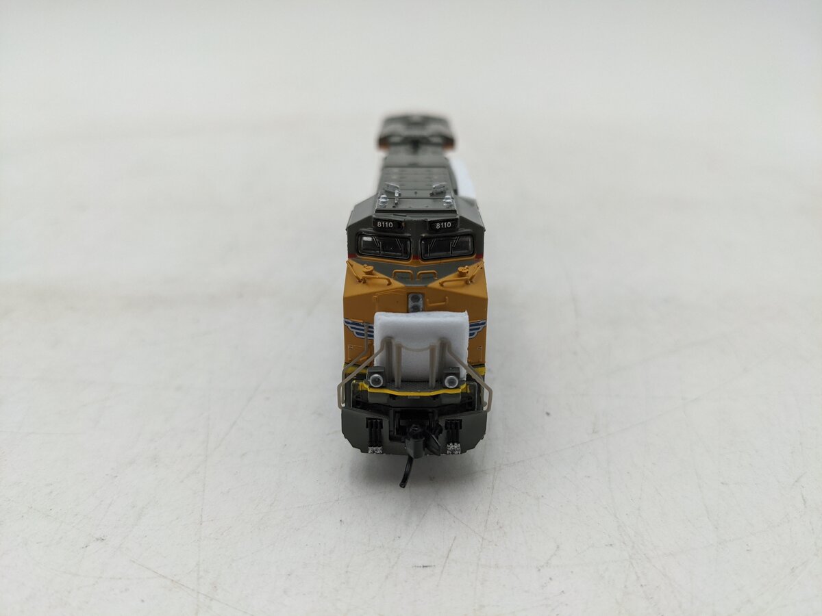 Broadway Limited 7304 N UP GE ES44AC Diesel Locomotive #8110 w/ Sound/DC/DCC LN/Box