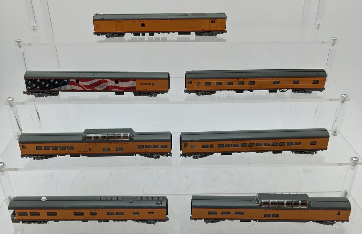 Kato 106-086 N Union Pacific Excursion Train Set (Set of 7) LN/Box