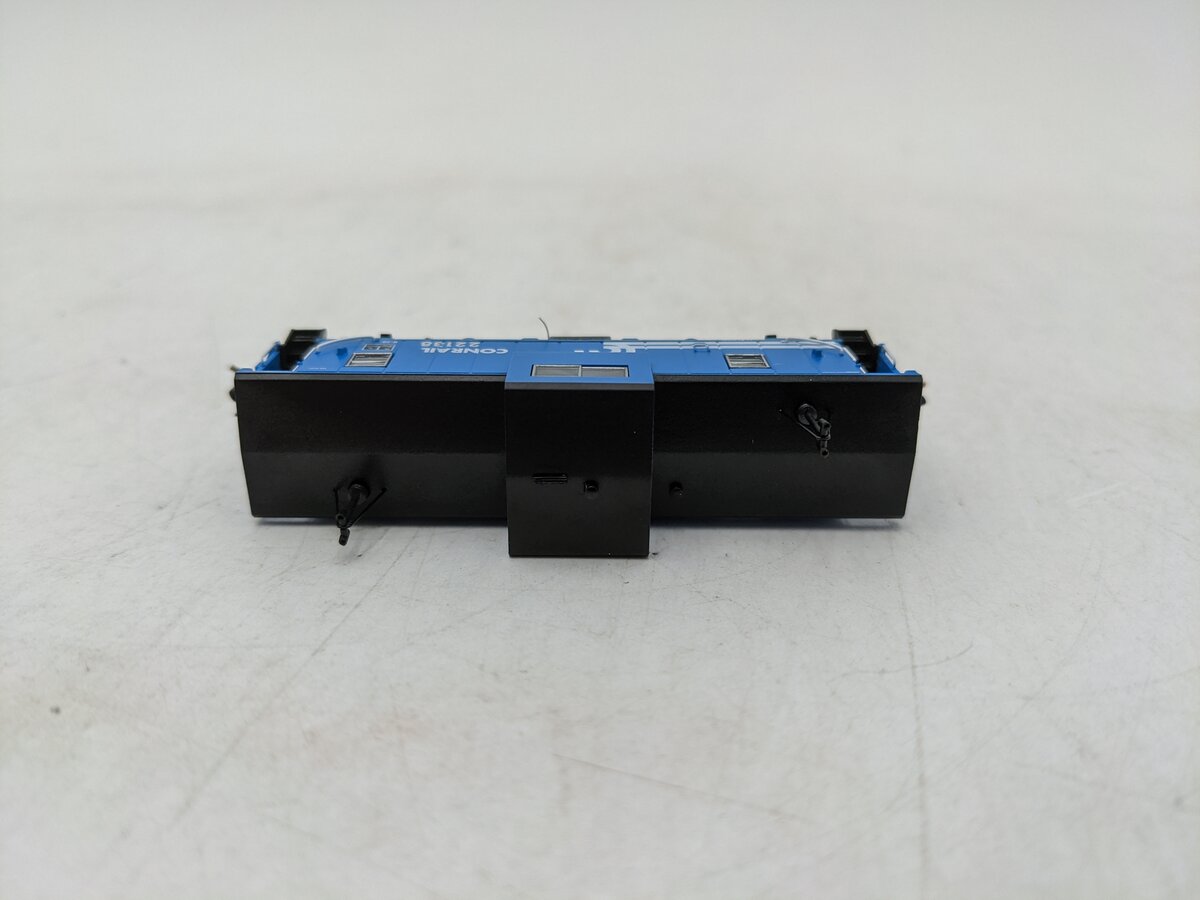 Rapido Trains 510027 N Conrail Wide Vision Caboose #22138 LN/Box