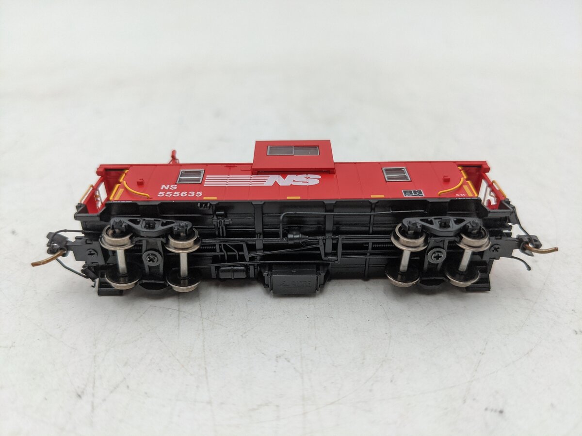 Rapido Trains 510034 N Norfolk Southern Wide Vision Caboose #555635 LN/Box