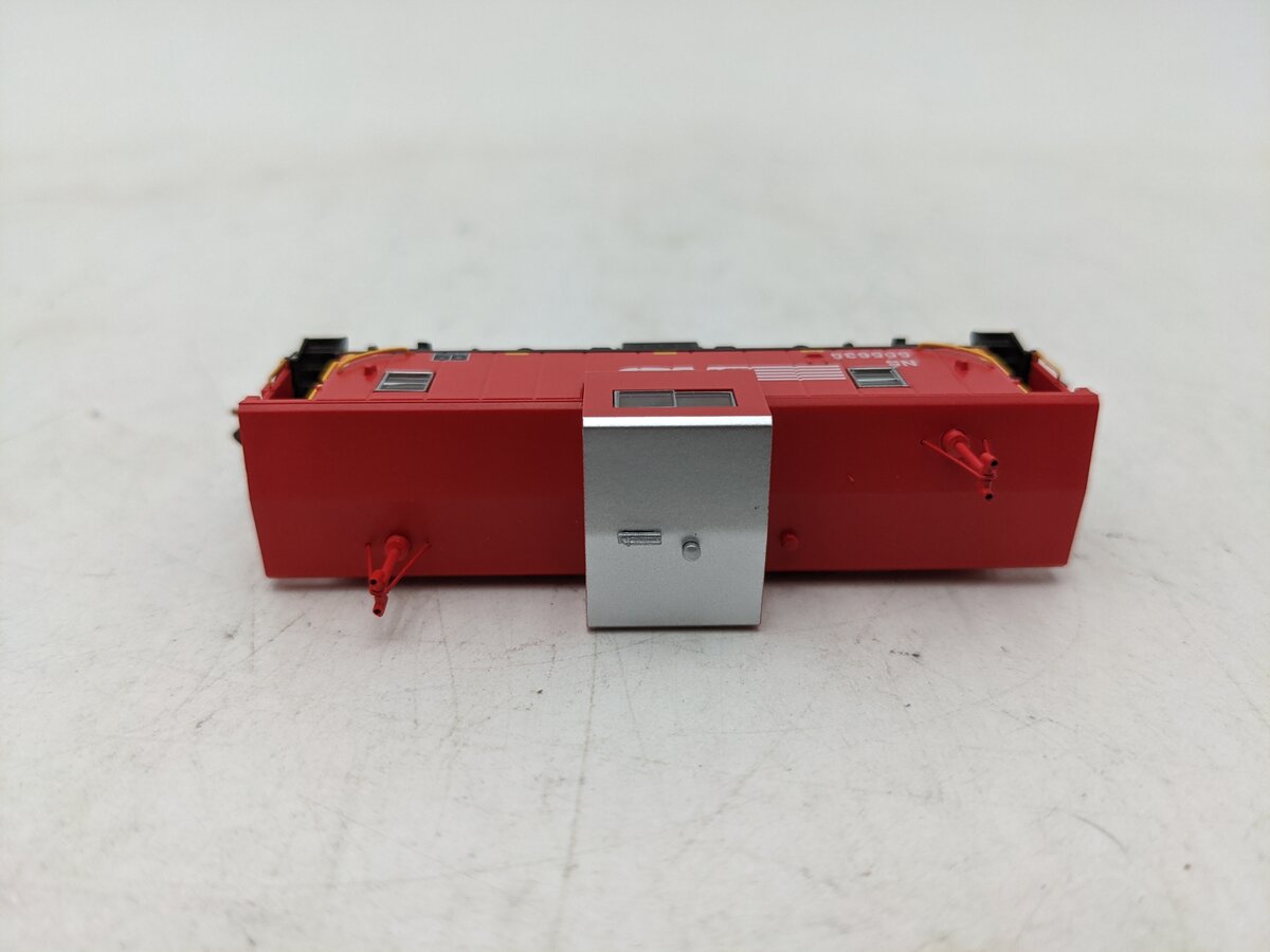 Rapido Trains 510034 N Norfolk Southern Wide Vision Caboose #555635 LN/Box