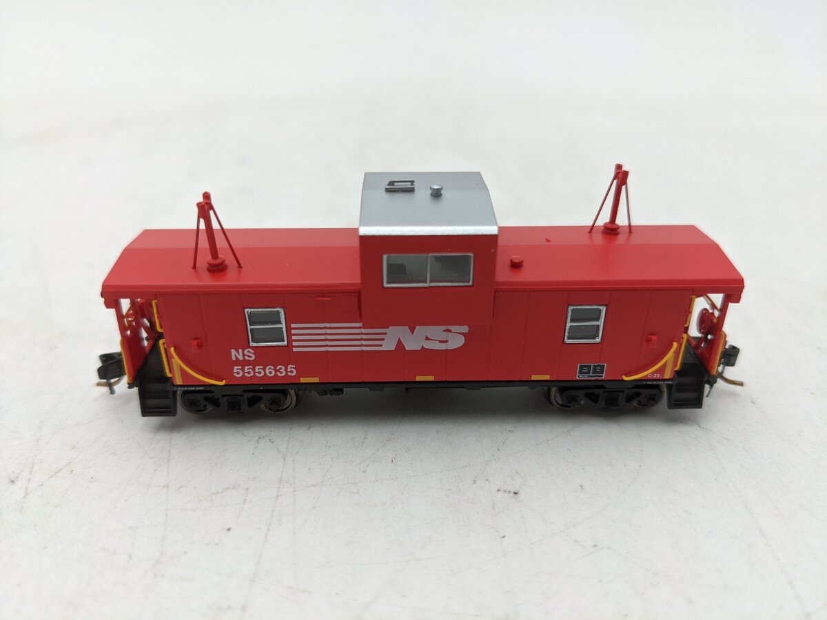 Rapido Trains 510034 N Norfolk Southern Wide Vision Caboose #555635 LN/Box