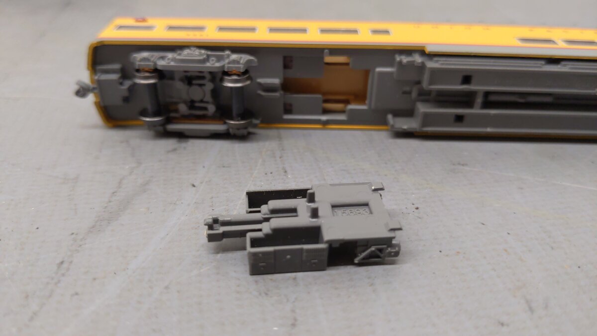 Kato 106-088 N Union Pacific City of Los Angeles Passenger Car (Set of 11) EX/Box