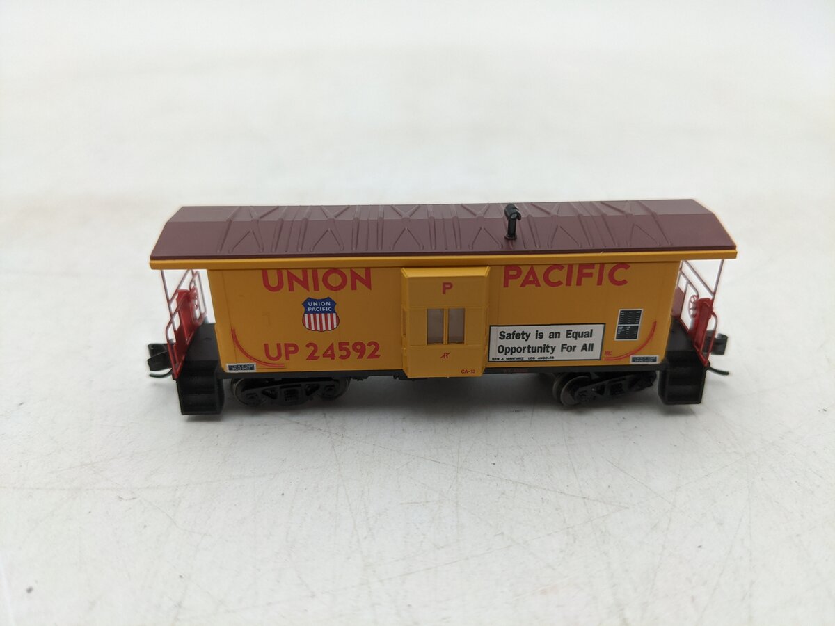 Micro-Trains 13000292 N Union Pacific CA-13 Caboose #24592 LN/Box