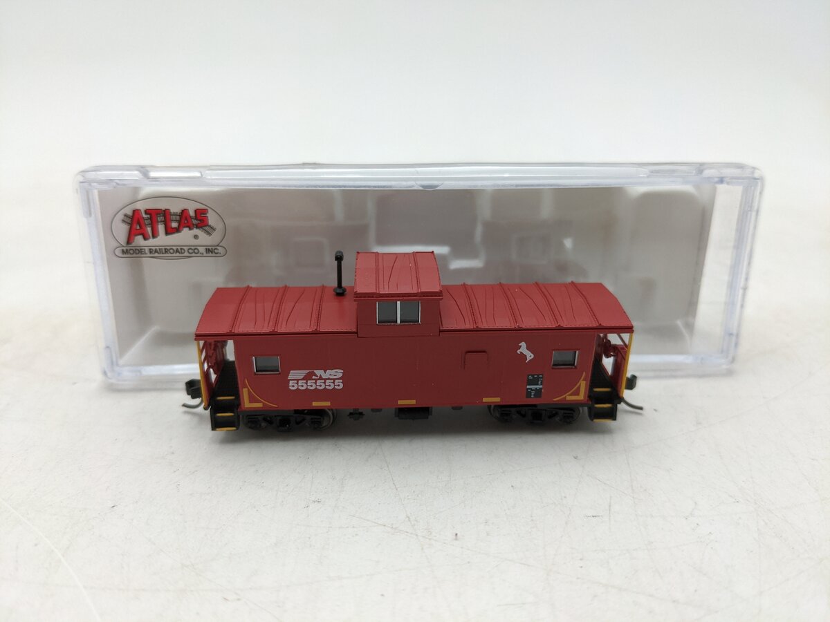 Atlas 50005609 N Norfolk Southern Standard Caboose #555555 LN/Box