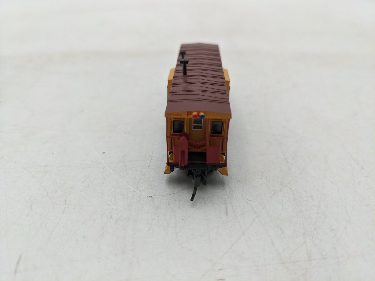 Bluford Shops 44240 N Union Pacific 4-Bay Window Caboose #24516 LN/Box