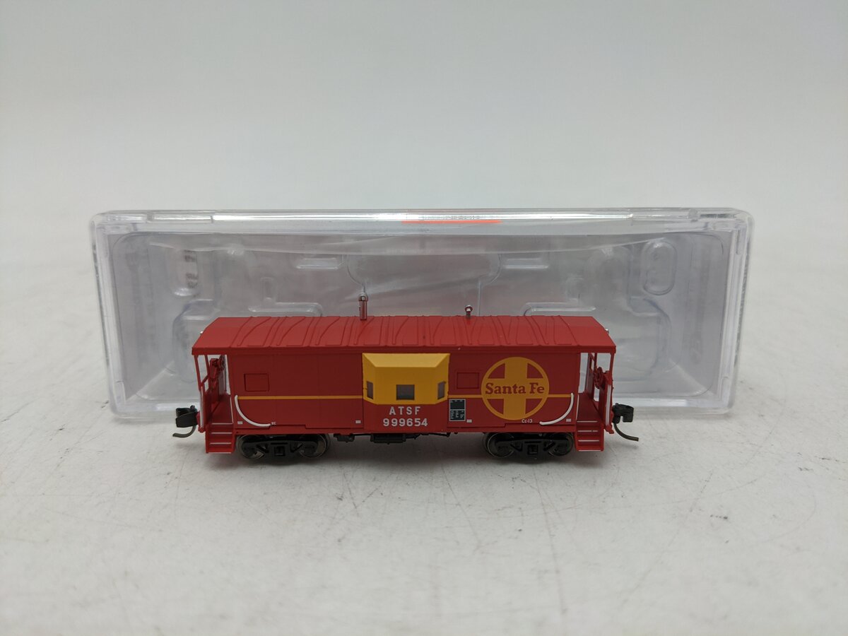Bluford Shops 41150 N ATSF Phase 1 International Car Bay Window Caboose #999654 LN/Box