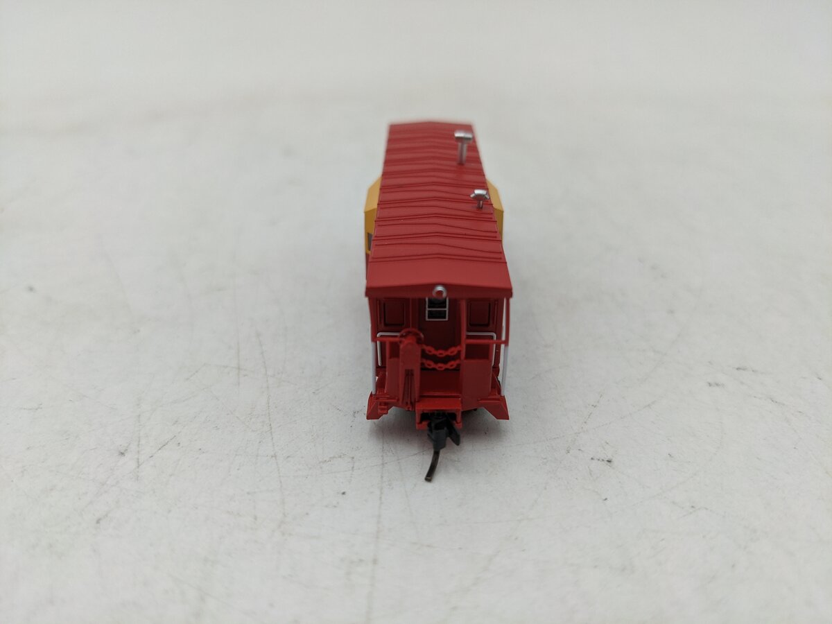 Bluford Shops 41150 N ATSF Phase 1 International Car Bay Window Caboose #999654 LN/Box