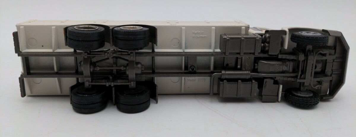 Conrad 3776 1:50 Volvo NL10 Flatbed Truck LN/Box