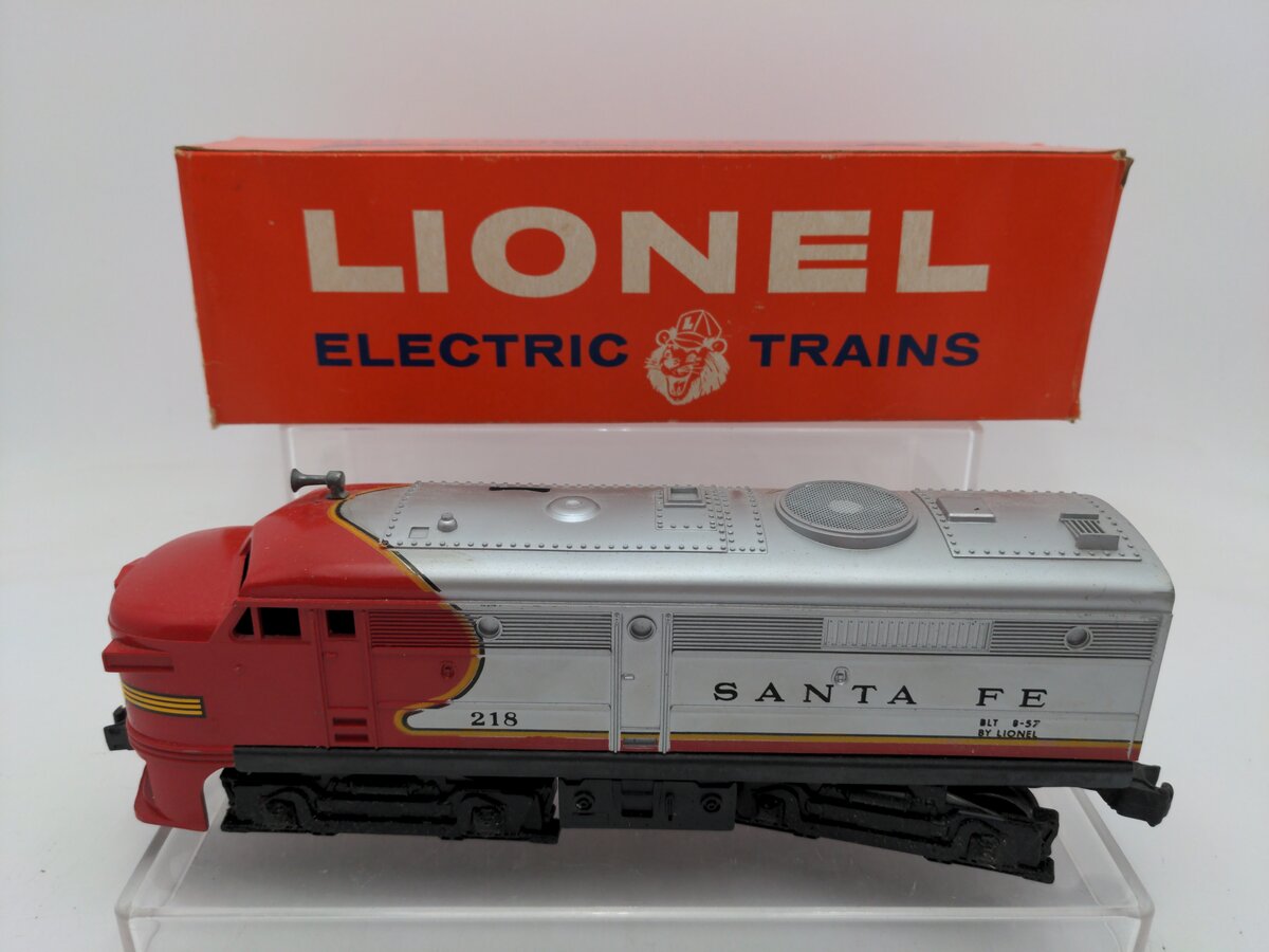 Lionel 218 Vintage O Santa Fe Alco Dummy A Unit Diesel Locomotive VG/Box
