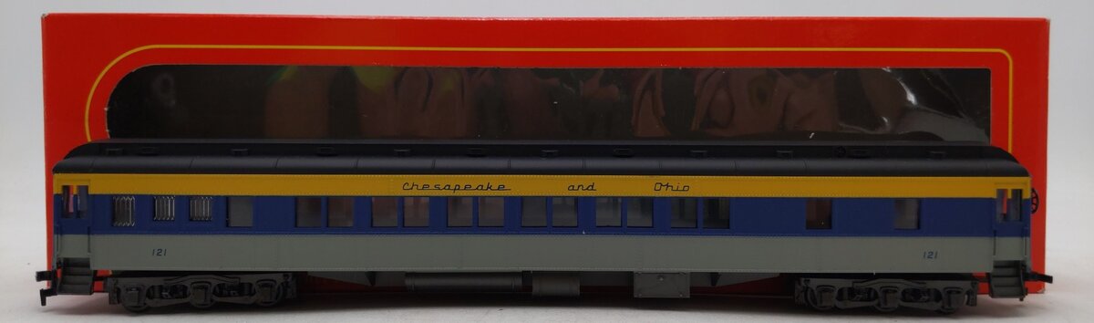 IHC 2833 HO Scale Chesapeake & Ohio Heavyweight Passenger Sleeper #121 LN/Box