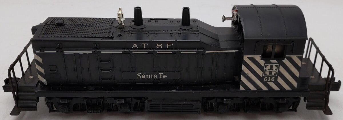 Lionel 616 Vintage O AT&SF NW-2 Powered Diesel Locomotive #616 VG