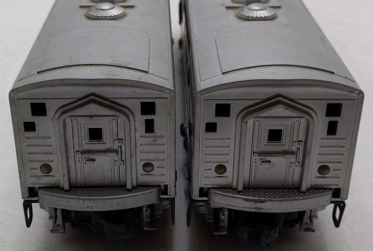 Lionel 2353 Vintage O Santa Fe F-3 AA Diesel Locomotive Set #2353 VG