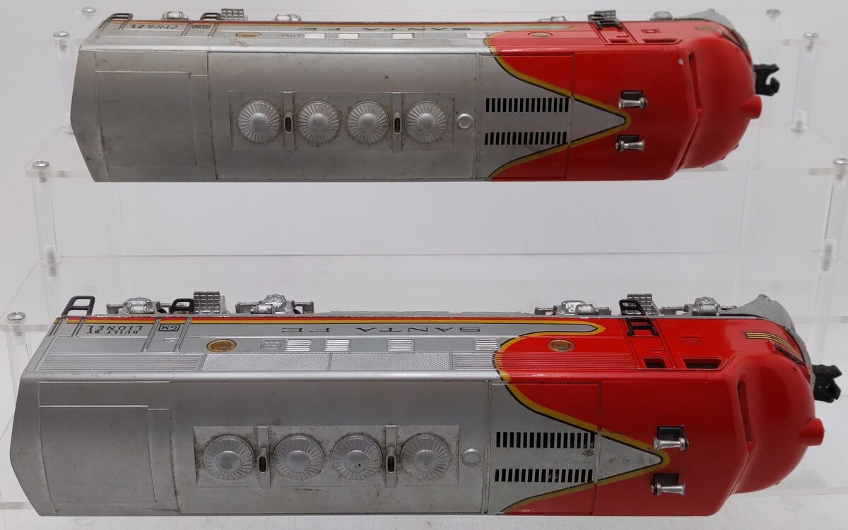 Lionel 2353 Vintage O Santa Fe F-3 AA Diesel Locomotive Set #2353 VG