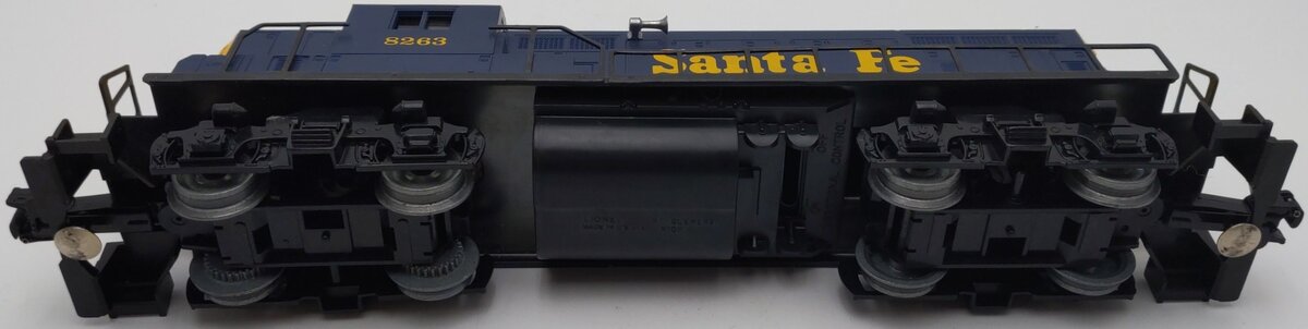 Lionel 6-8263 O Gauge Santa Fe GP-7 Diesel Locomotive - Non Powered EX