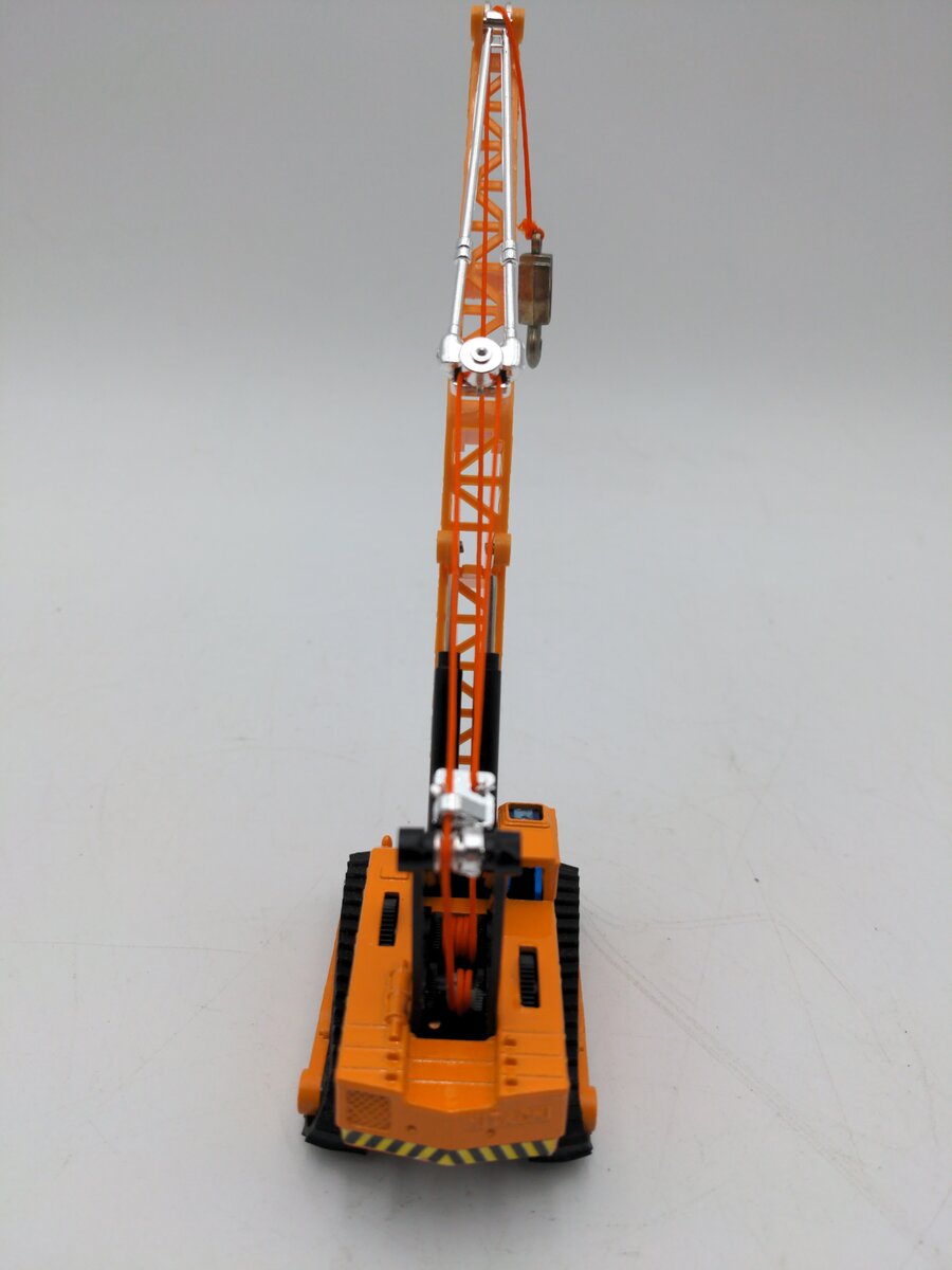 Shinsei 4130 1:96 Hitachi Hydraulic Crawler Crane LN/Box