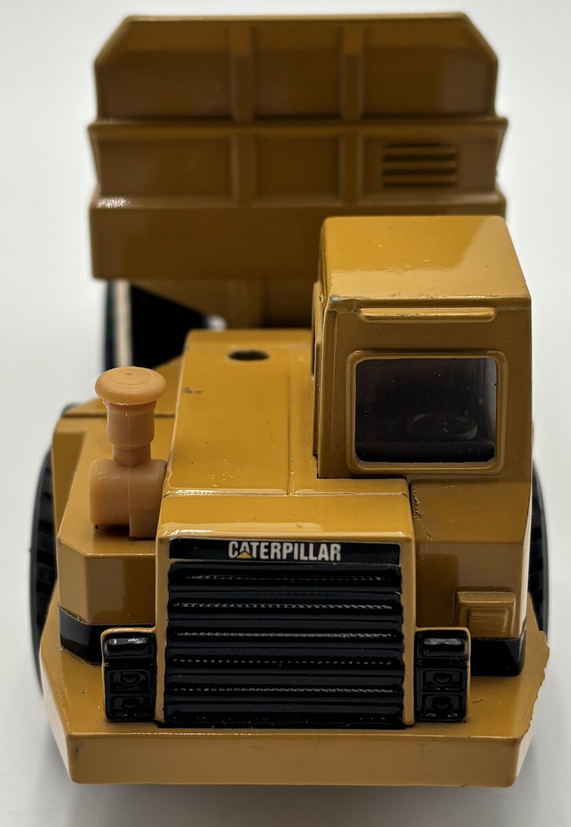 Ertl 2431 1:50 Caterpillar D350D Articulated Dump Truck EX