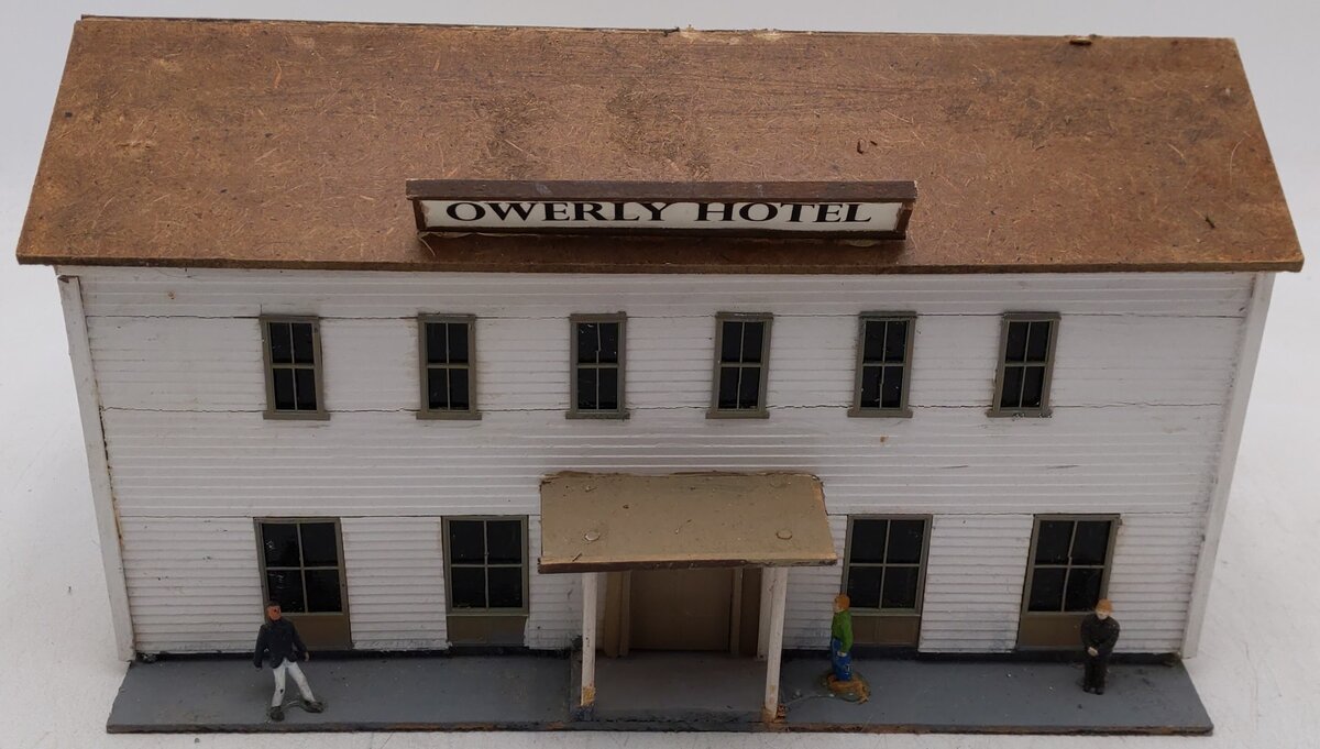 Vintage O Gauge Custom Built Owerly Hotel Layout Building