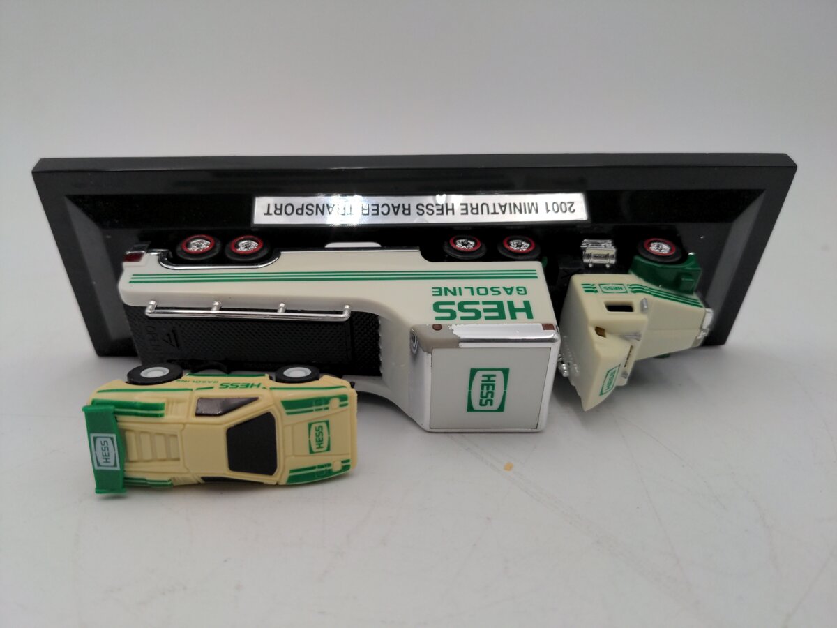 Hess 2001 Miniature Hess Racer Transporter with Car EX/Box