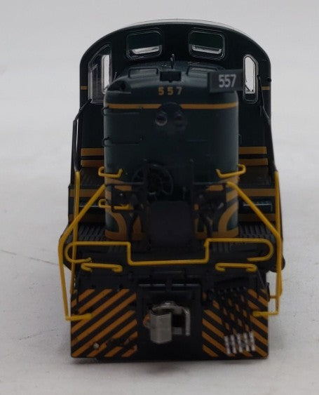 Bowser 25208 HO Maine Central ALCo RS-3 Diesel Locomotive #557 VG/Box