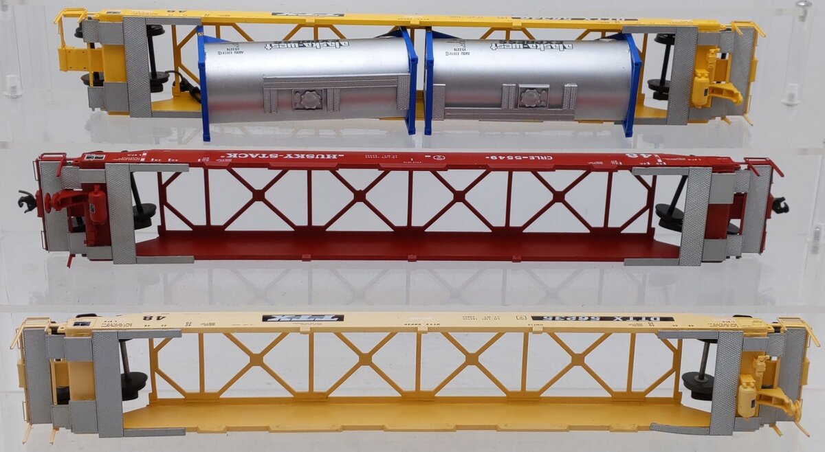 S Gauge Assorted Stack Cars: 56346, 5549, 56235 [3]
