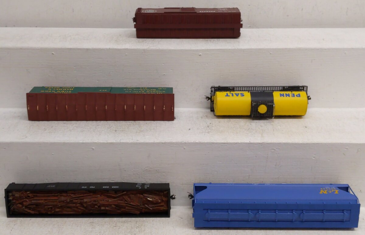 American Models & Others S Gauge Assorted Freight Cars [5]