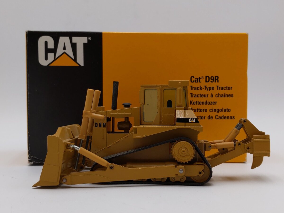 NZG Modelle 1:50 Scale Caterpillar D9R Track-Type Tractor LN/Box