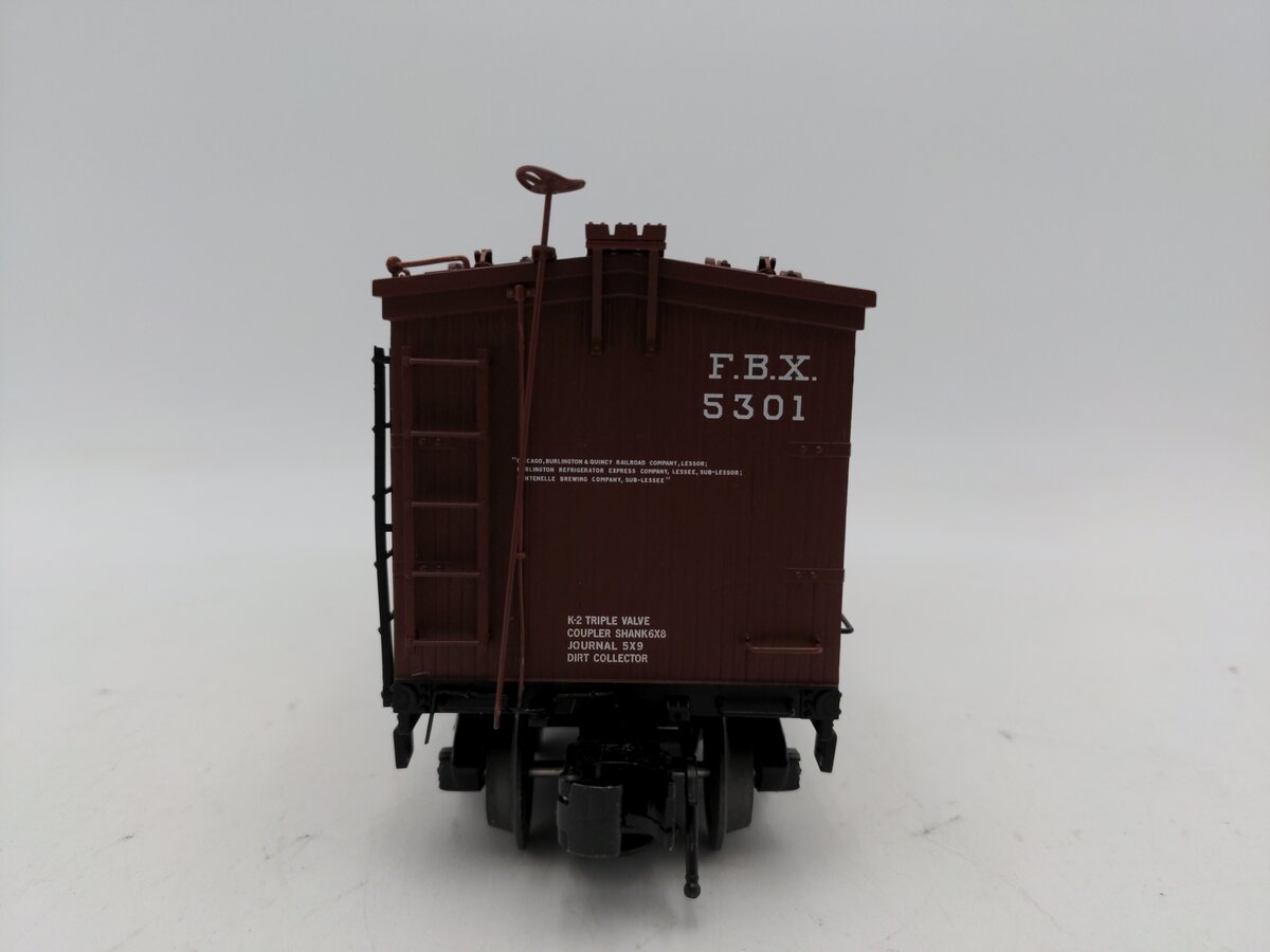 Atlas 8105-2 Robin Hood Beer Reefer #5301 (3-Rail) VG/Box