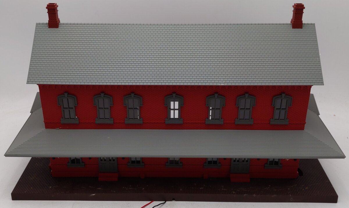 MTH 30-9014 O Gauge Red Stone Passenger Station with 2 Platforms/Box