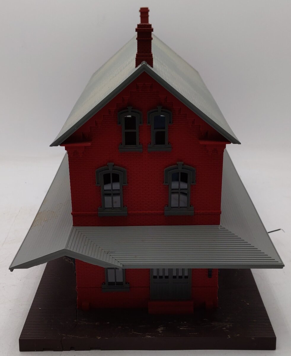 MTH 30-9014 O Gauge Red Stone Passenger Station with 2 Platforms/Box