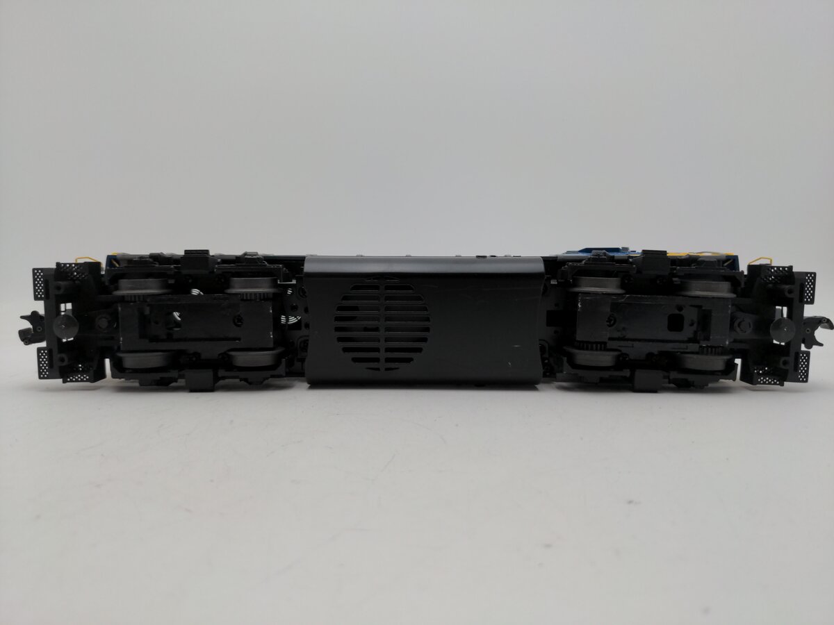 MTH 20-2423-3 CSX GP-40 Non Powered Diesel Engine #6641 EX
