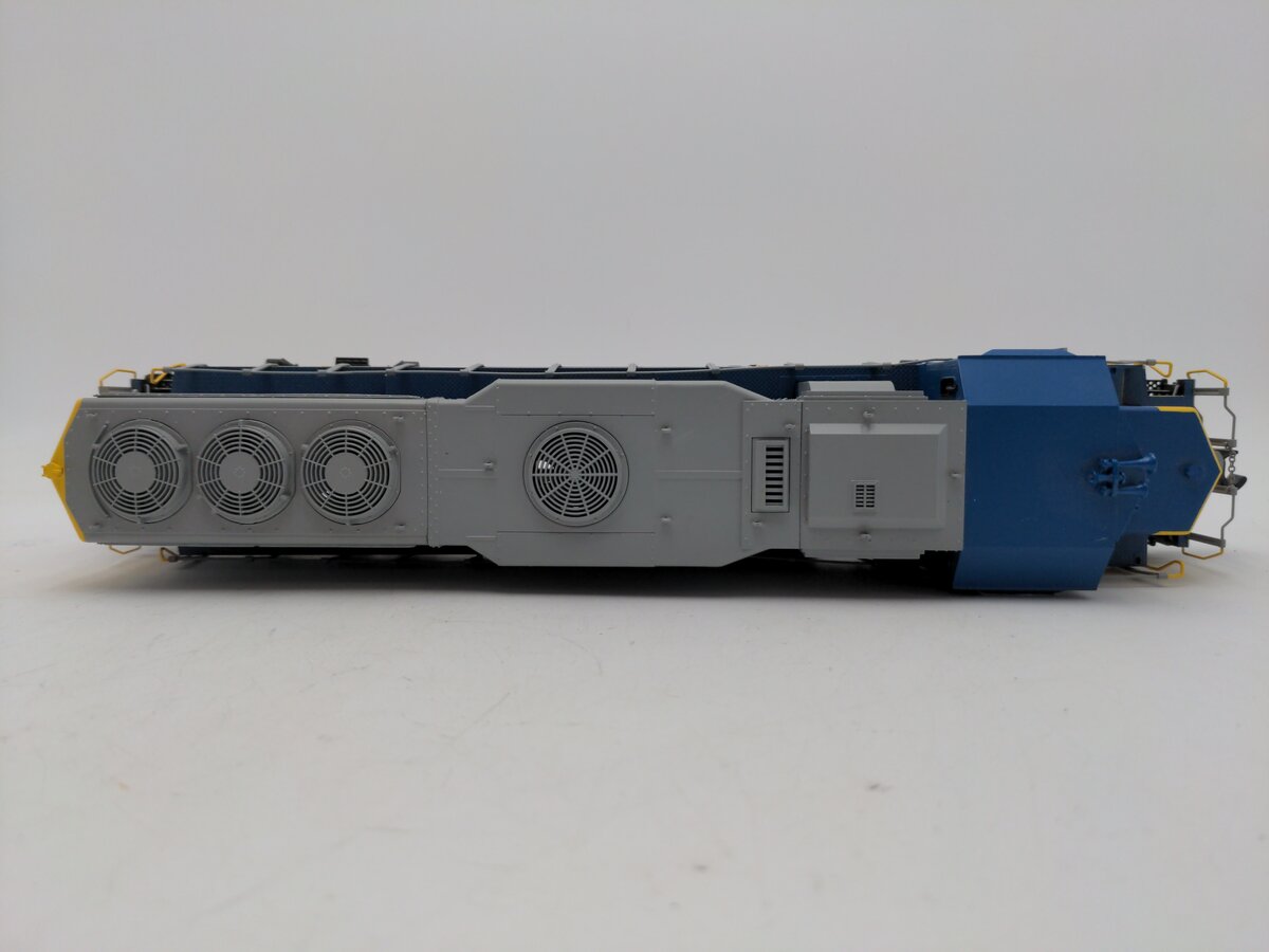 MTH 20-2423-3 CSX GP-40 Non Powered Diesel Engine #6641 EX