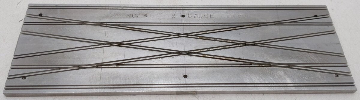 S Modern No. 6 Metal Crossover Track Section Mold VG